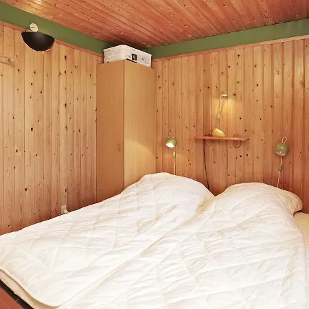 Two-bedroom Holiday In Lokken 13 *