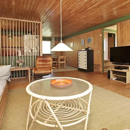 Two-bedroom Holiday In Lokken 13 *